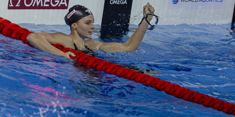 McIntosh smashes another world record in 400m medley