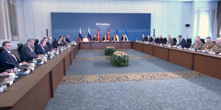Russia sets out strict terms at peace talks