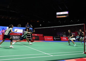 Star shuttlers Tang, Tse win silver at Singapore Open
