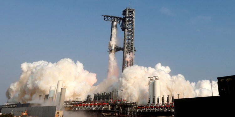 Starship explodes in blow to 10th test flight hopes