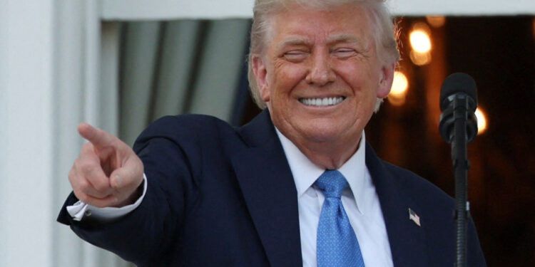 Trump announces travel ban on dozen countries