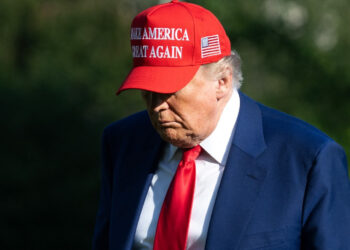 Trump says US bombs three Iranian nuclear sites