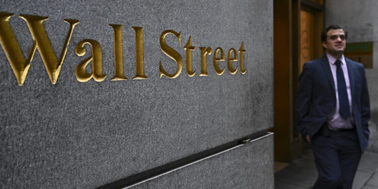 US stocks slump as Tesla shares tank on Trump-Musk row