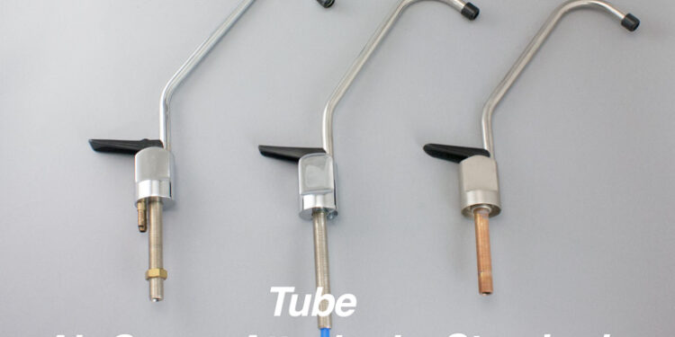 Window-sized device taps the air for safe drinking water