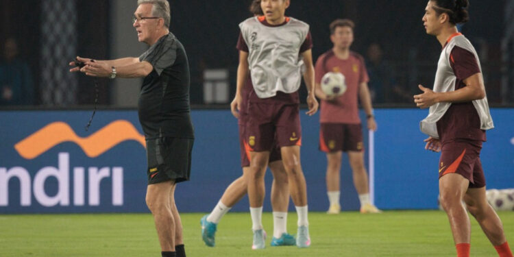 World Cup hopes on the line for China in Jakarta
