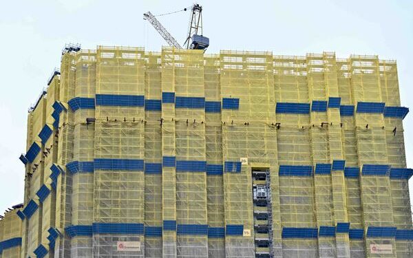 101k private flats projected