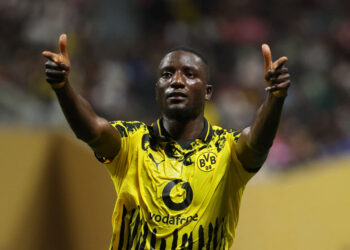 Dortmund down Monterrey to reach Club WC last eight