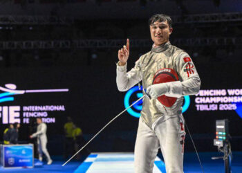 Fencer Ryan Choi wins gold at the World Championships