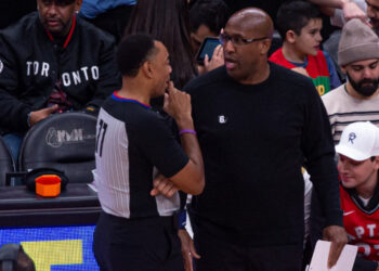 Knicks hire Mike Brown as new head coach