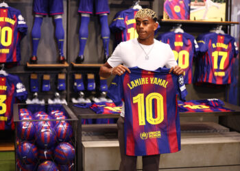 Lamine Yamal takes iconic Barcelona number 10 shirt