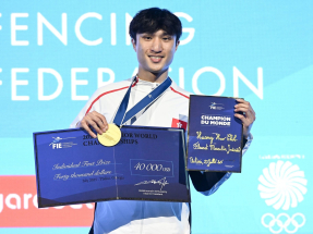 More gold for McIntosh at swimming worlds in Singapore