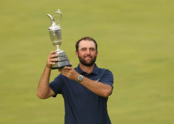Scheffler untouchable, clinches maiden Open title
