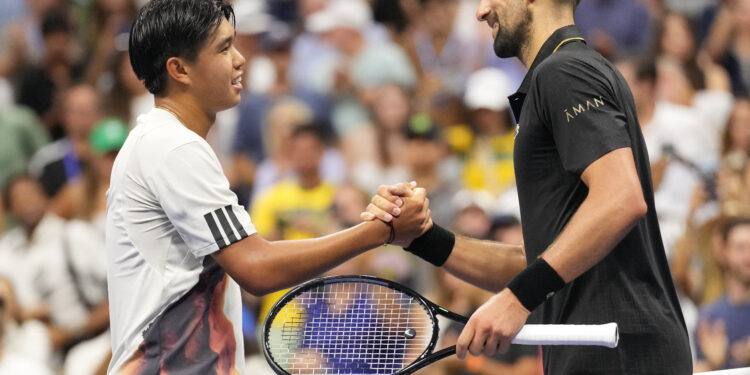 Djokovic launches bid for 25th Grand Slam at US Open