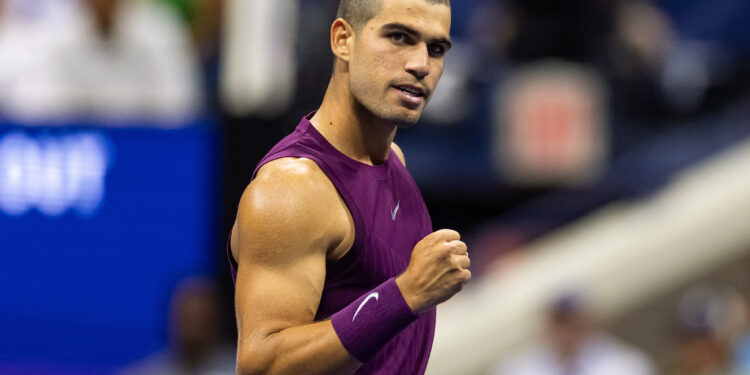 New-look Alcaraz eases into second round at US Open