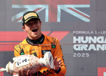 Norris holds off Piastri to win Hungary Grand Prix