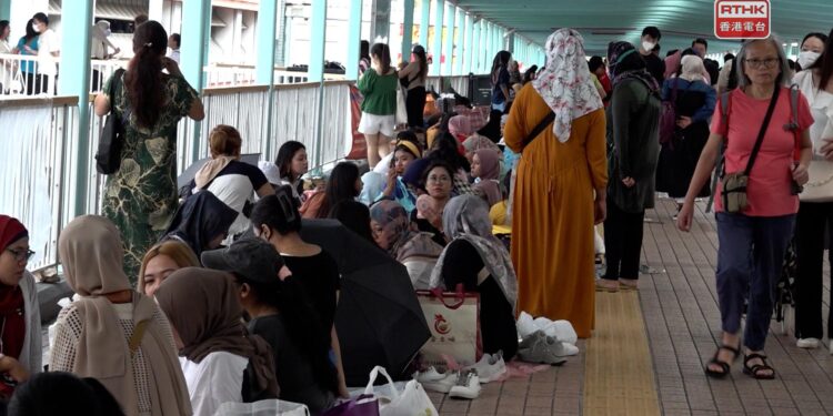2.2 percent pay rise for foreign domestic helpers