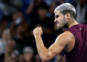 Alcaraz dispels injury fears with Tokyo win