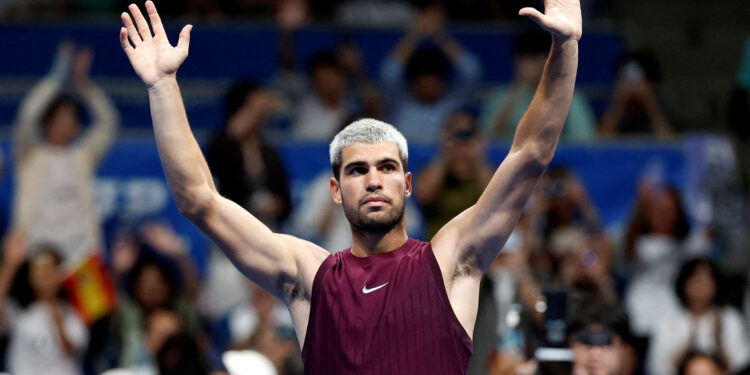 Alcaraz overcomes injury scare in Japan Open debut