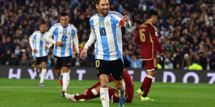 Double joy for Messi in World Cup home swansong