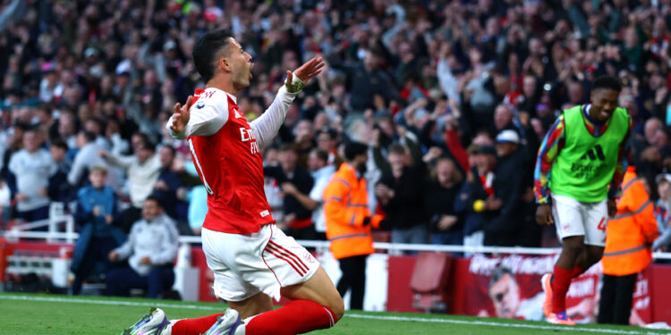 Last-gasp leveller rescues Arsenal in Man City draw