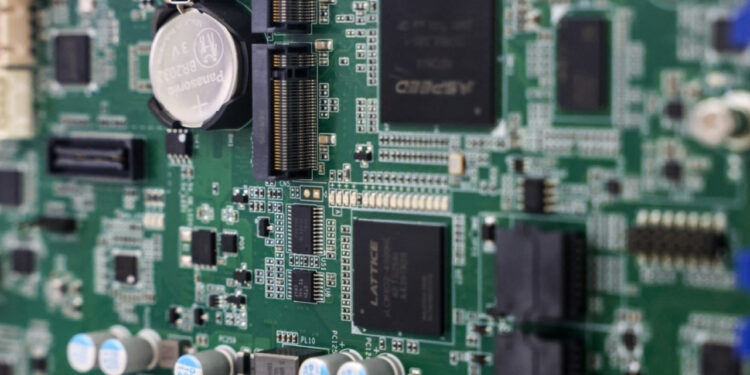 Many govt departments need urgent AI reform: lawmaker