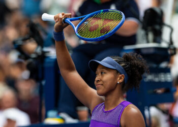 Osaka continues strong US Open run with win over Gauff