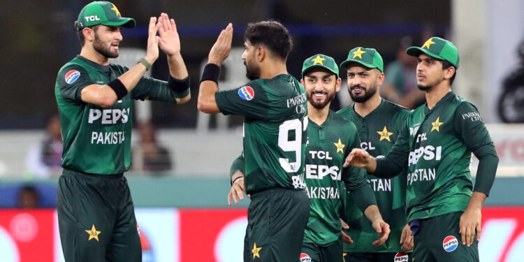 Pakistan to face arch-rivals India in Asia Cup final