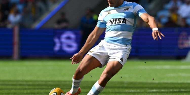 Pumas get kick from repaying Wallabies in close win