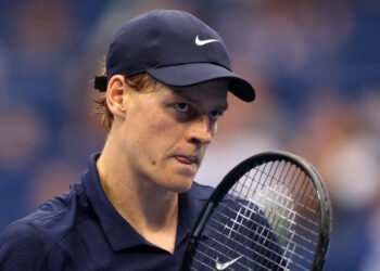 Sinner survives to sink qualifier at China Open