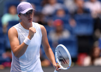 Swiatek rues long season as injuries hit China Open