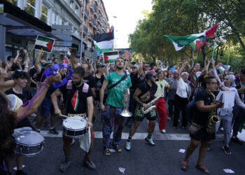Vuelta finale cut short by pro-Palestinian protest
