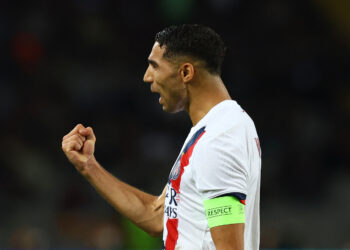 Champions League holders PSG strike late at Barca
