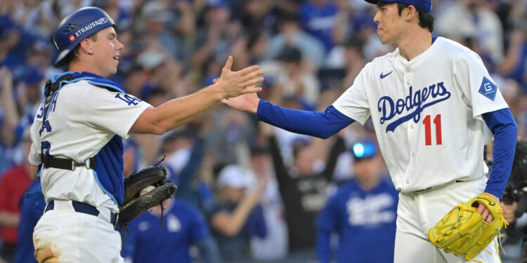 Dodgers beat Brewers to close in on World Series berth