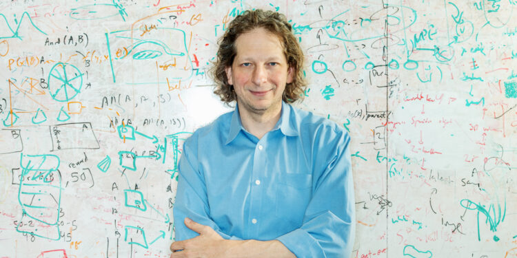 MIT cognitive scientists reveal why some sentences stand out from others