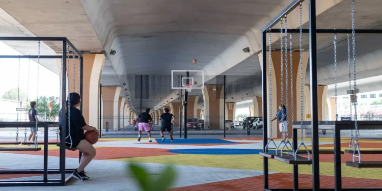 System lets people personalize online social spaces while staying connected with others