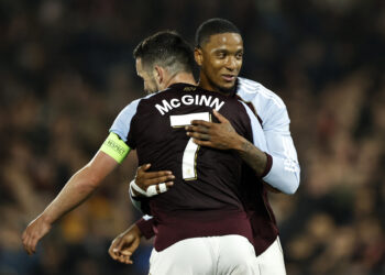 Villa power to second straight win in Europa League