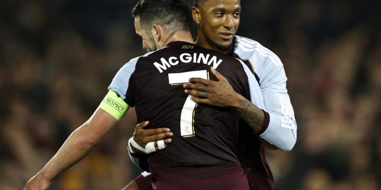 Villa power to second straight win in Europa League