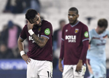 West Ham plunge deeper into crisis with Brentford loss