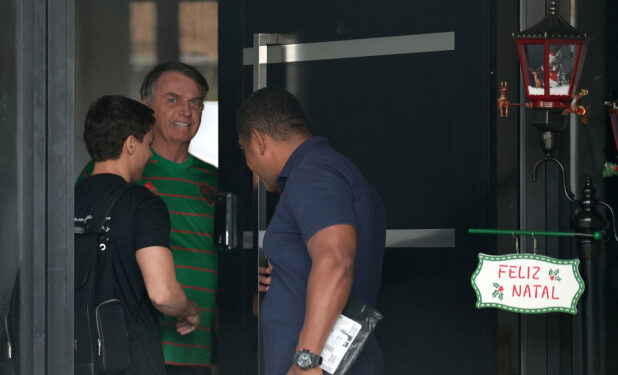 Bolsonaro seeks full top court hearing on conviction