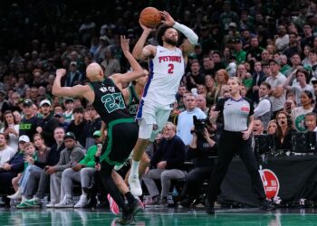 Celtics halt Pistons’ winning streak at thirteen games