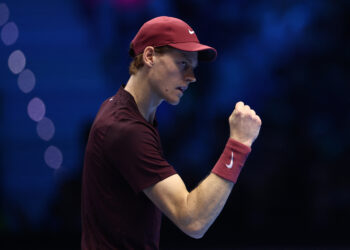 Sinner downs Auger-Aliassime to open ATP Finals run