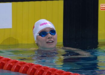 Siobhan Haughey wins two bronzes in back-to-back races