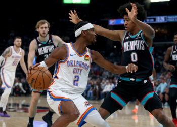 Thunder down Grizzlies for tenth NBA season win