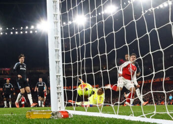 Arsenal end Villa winning run, Man Utd, Chelsea falter