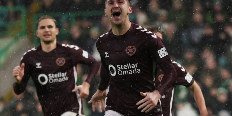 Hearts beat Rangers to bolster historic title hopes