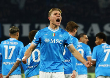 Hojlund leads Napoli past Juventus to top Serie A