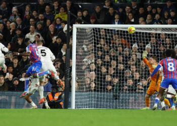 Palace sink Fulham and move fourth; Brighton draw