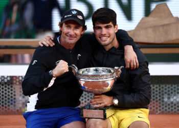 Tennis star Alcaraz parts with long-time coach