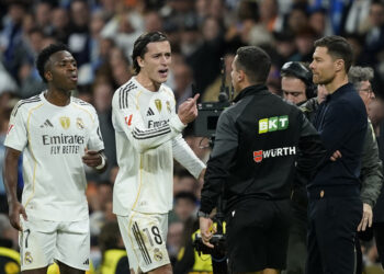 Two sent off for Real Madrid in Celta defeat