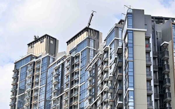 104k private flats projected